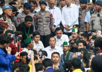 Aksi Mahasiswa Menyuarakan Pendidikan Nasional, Kemdiktisaintek Buka Ruang Berdialog