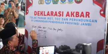 Ribuan Pelajar Jambi Deklarasi Tolak IRET, TCC dan Bullying