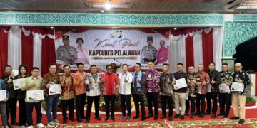 Kapolres Pelalawan Berganti, Bupati Zukri Tekankan Sinergi: Tidak Ada yang Tak Bisa Diselesaikan Kalau Duduk Bersama